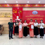 LỄ KẾT NẠP ĐẢNG VIÊN MỚI