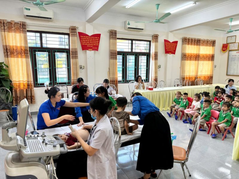 CHI ĐOÀN THANH NIÊN CƠ SỞ BTCSTE CÓ HCĐB CHUNG TAY VÌ TRÁI TIM KHỎE MẠNH CỦA TRẺ THƠ